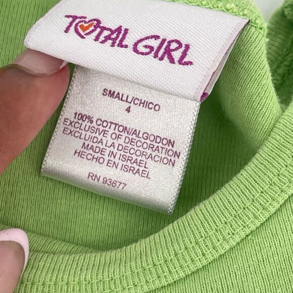 Y2K Girls 2-Piece Outfit – Green Embellished Tee & Denim Striped Capris, Size 4 - Picture 6 of 16